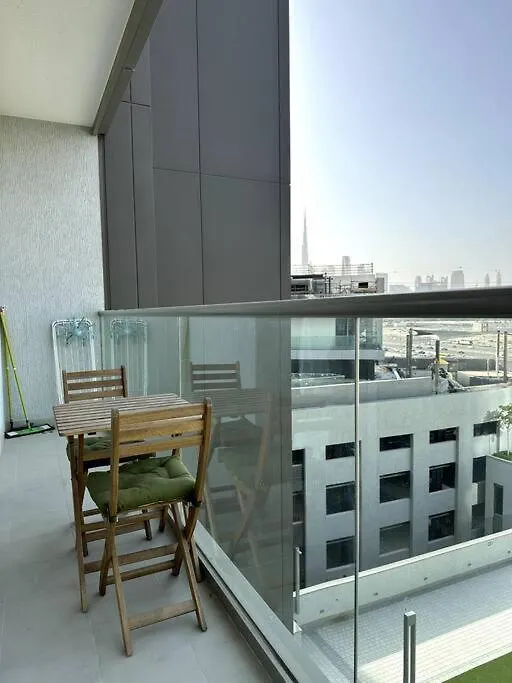 迪拜Modern Sobha Building Partial Burj Khalifa View公寓 迪拜