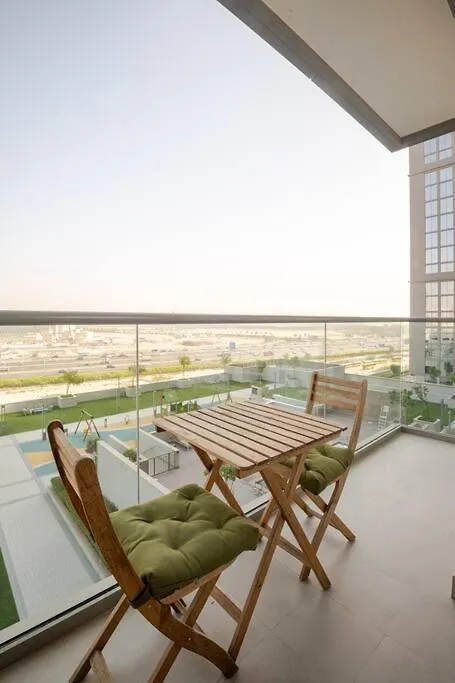 شقة Modern Sobha Building Partial Burj Khalifa View دبي